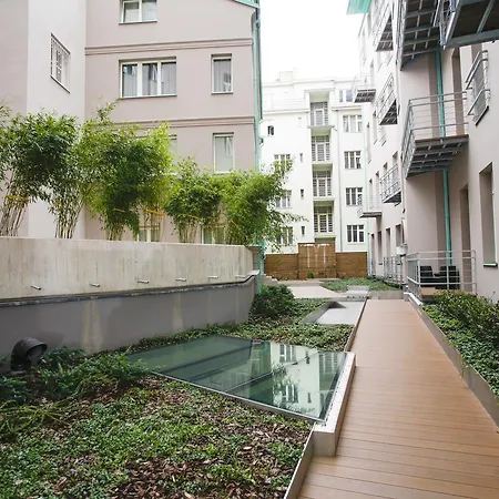 Luxury Spalena Apartament *